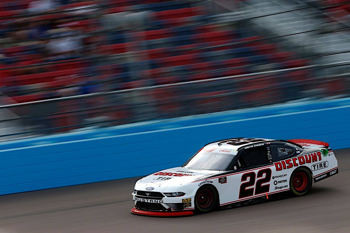 Penske's Austin Cindric finished sixth and SHR's Chase Briscoe eighth. Penske's Austin Cindric finished sixth and SHR's Chase Briscoe eighth.